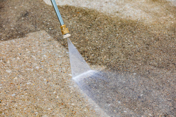 Best Oil and Grease Removal from Surfaces in Friendswood, TX